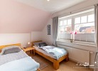 Schlafzimmer 2 OG