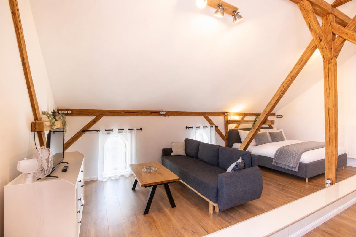 13 Ferienwohnung 'Exklusives Loft'