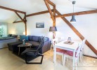 40 Weiße Villa am Schwanenteich OG links