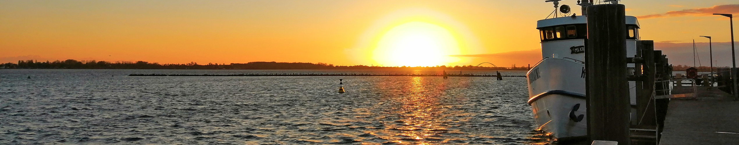 Sonnenuntergang an der Fehmarnsundbrücke